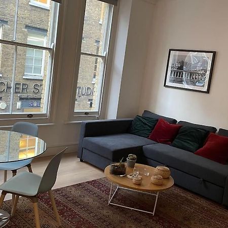Appartamento The Flat With The Heart Londra Esterno foto