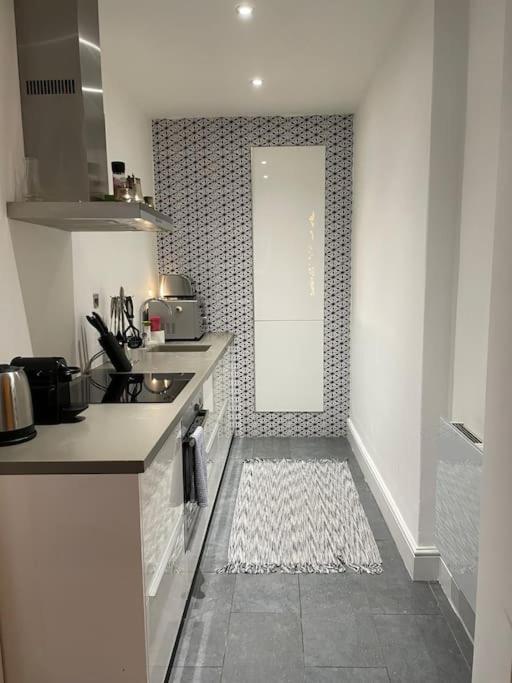 Appartamento The Flat With The Heart Londra Esterno foto