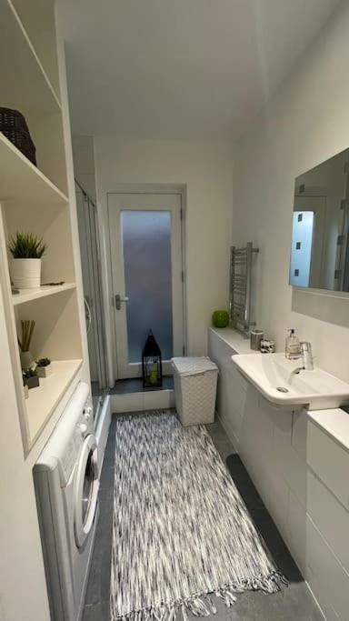 Appartamento The Flat With The Heart Londra Esterno foto
